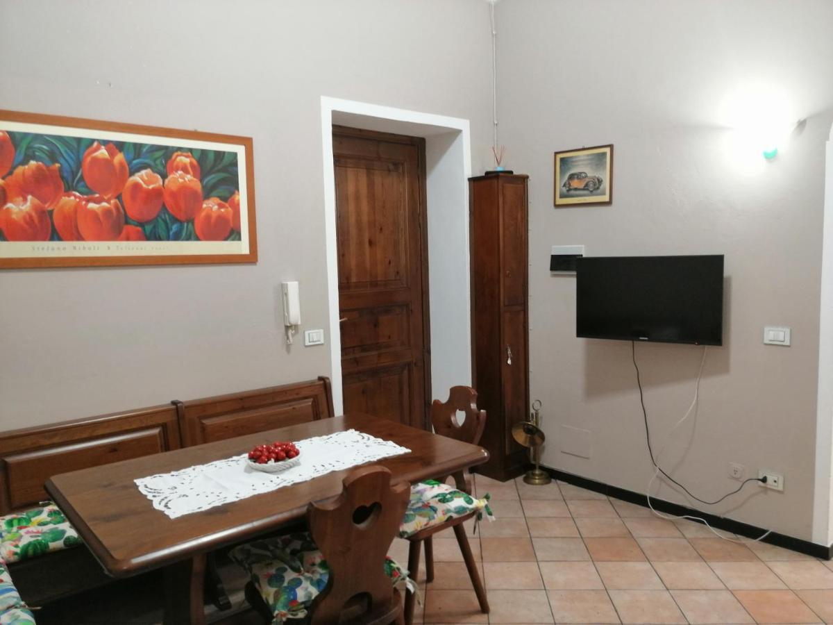 Casa Nives Apartment อิมเปรีอา ภายนอก รูปภาพ